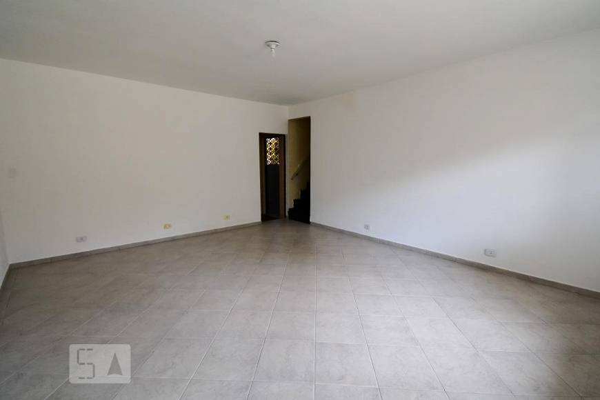 Foto 2 de Casa com 3 Quartos para alugar, 150m² em Engenho De Dentro, Rio de Janeiro
