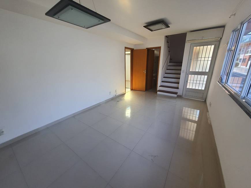 Foto 2 de Casa com 3 Quartos à venda, 110m² em Tanque, Rio de Janeiro