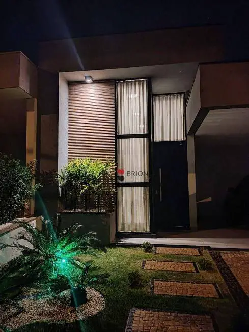 Foto 2 de Casa de Condomínio com 2 Quartos à venda, 143m² em Jardim Valencia, Ribeirão Preto