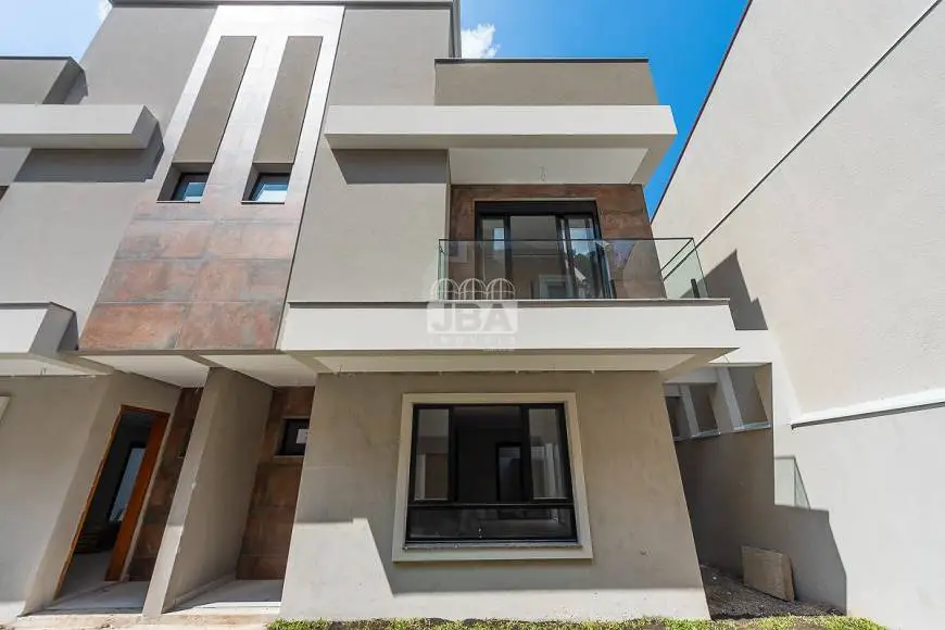 Foto 1 de Casa de Condomínio com 3 Quartos à venda, 123m² em Água Verde, Curitiba