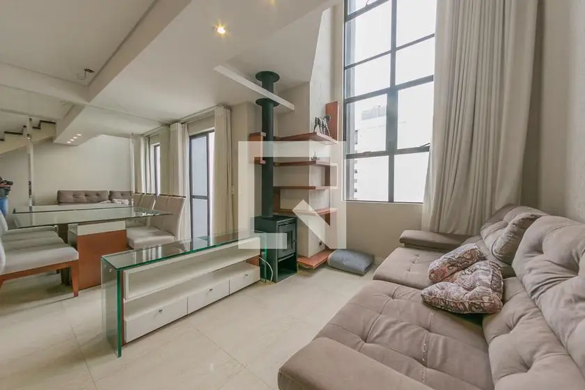 Foto 2 de Apartamento com 1 Quarto para alugar, 73m² em Cabral, Curitiba