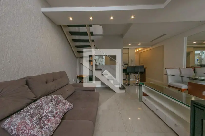 Foto 3 de Apartamento com 1 Quarto para alugar, 73m² em Cabral, Curitiba
