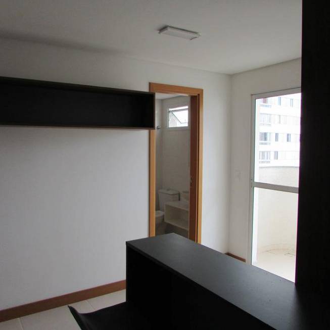 Foto 3 de Apartamento com 1 Quarto à venda, 34m² em Centro, Curitiba