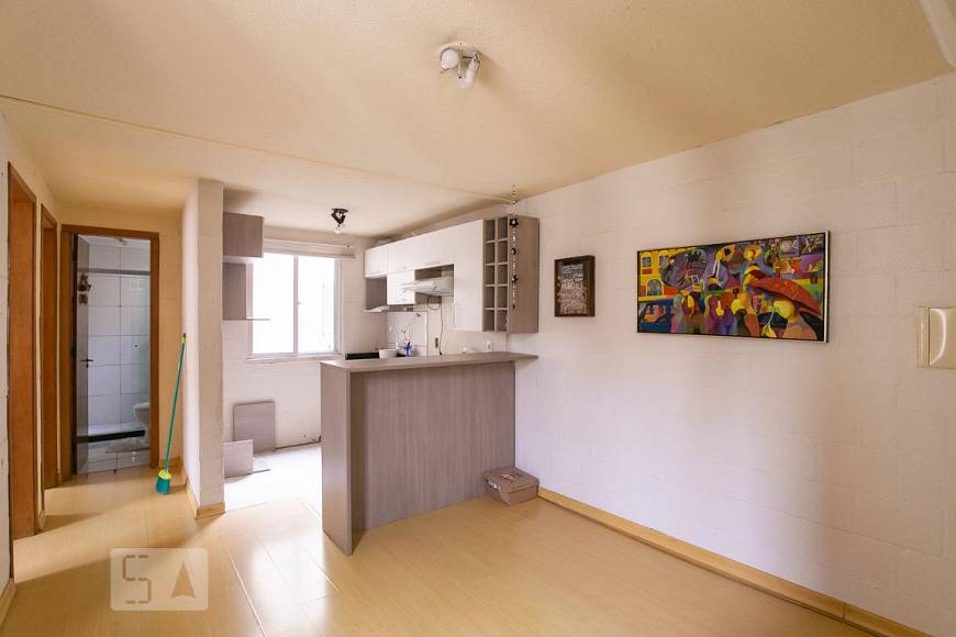 Foto 1 de Apartamento com 2 Quartos para alugar, 39m² em Cavalhada, Porto Alegre