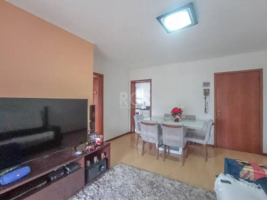 Foto 4 de Apartamento com 2 Quartos à venda, 78m² em Jardim Lindóia, Porto Alegre