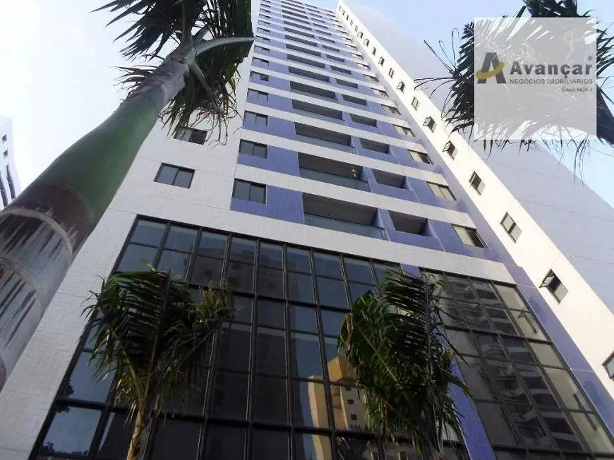 Foto 1 de Apartamento com 2 Quartos para alugar, 68m² em Rosarinho, Recife