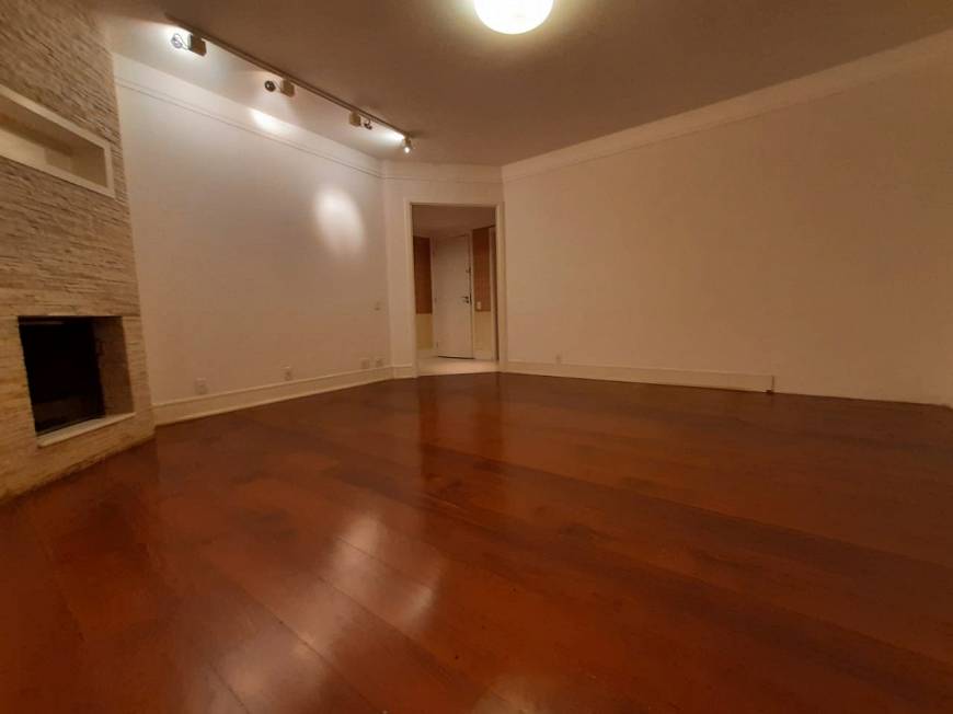 Foto 1 de Apartamento com 3 Quartos para alugar, 190m² em Vila Sao Francisco, São Paulo