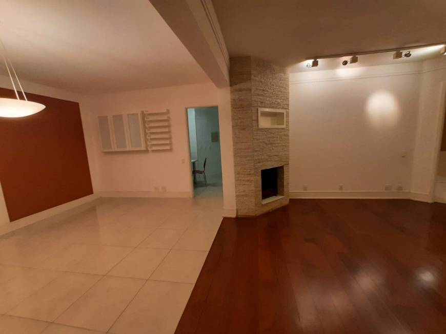 Foto 2 de Apartamento com 3 Quartos para alugar, 190m² em Vila Sao Francisco, São Paulo