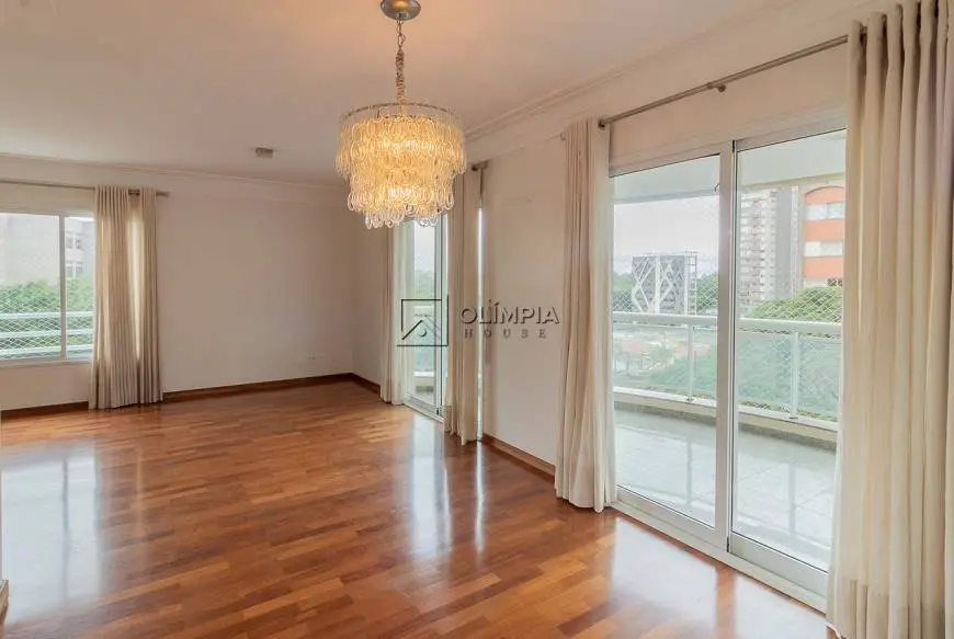 Foto 1 de Apartamento com 4 Quartos para alugar, 193m² em Vila Mariana, São Paulo