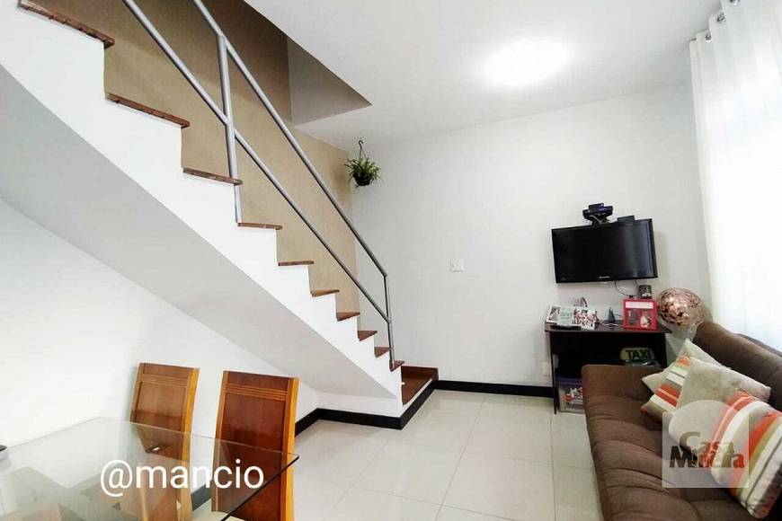 Foto 4 de Casa com 2 Quartos à venda, 54m² em Palmares, Belo Horizonte