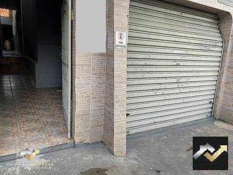 Foto 1 de Casa com 2 Quartos para alugar, 81m² em Vila Gilda, Santo André