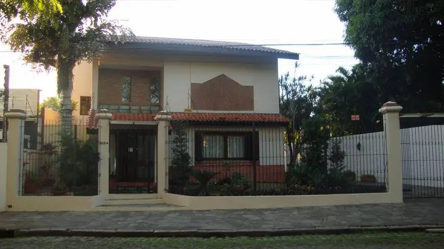 Foto 1 de Casa com 3 Quartos à venda, 362m² em Ipanema, Porto Alegre