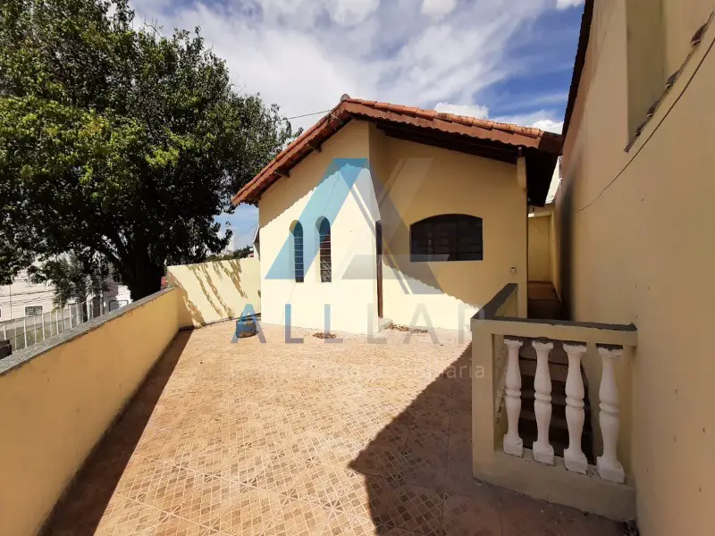 Foto 1 de Casa com 3 Quartos à venda, 174m² em Vila Nova Esperia, Jundiaí