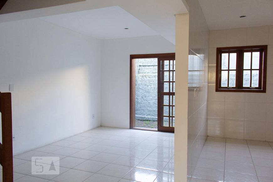 Foto 1 de Casa de Condomínio com 3 Quartos à venda, 118m² em Camaquã, Porto Alegre