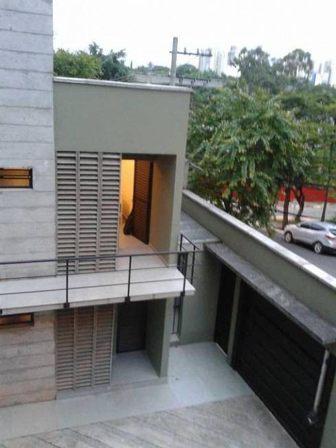 Foto 1 de Sobrado com 9 Quartos à venda, 400m² em Campo Belo, São Paulo