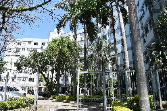 Foto 2 de Apartamento com 1 Quarto para alugar, 41m² em Santana, Porto Alegre