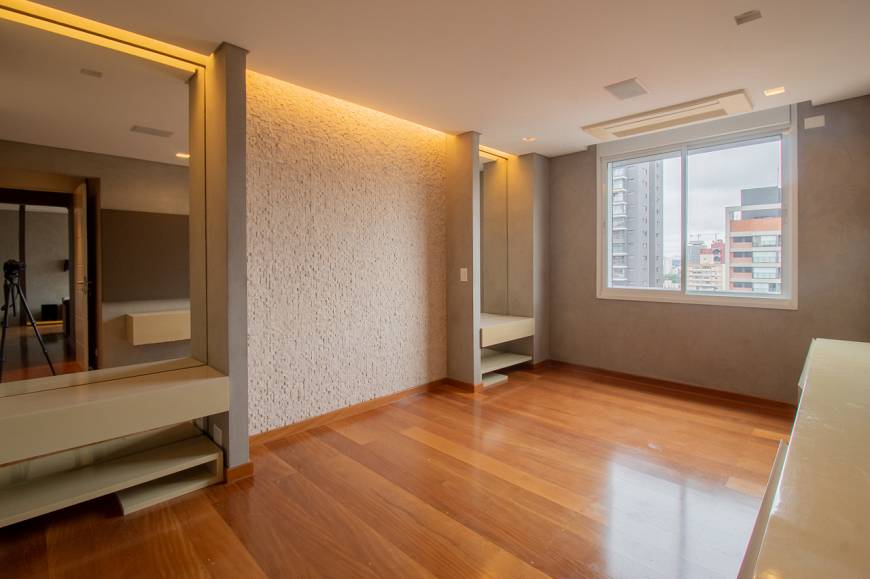 Foto 1 de Apartamento com 2 Quartos para venda ou aluguel, 82m² em Cerqueira César, São Paulo
