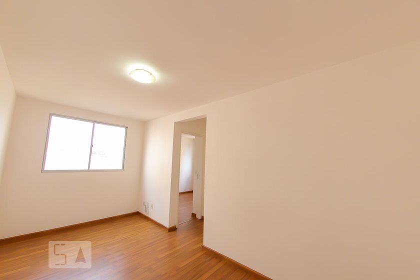 Foto 1 de Apartamento com 2 Quartos à venda, 44m² em Jardim Maia, Guarulhos