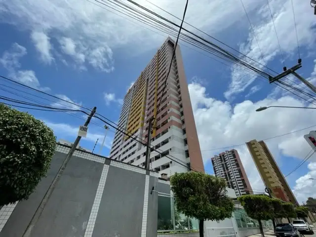 Foto 1 de Apartamento com 2 Quartos à venda, 71m² em Meireles, Fortaleza