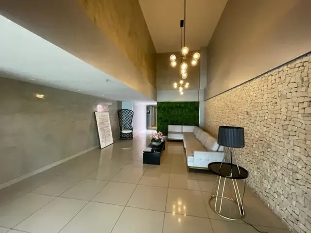 Foto 3 de Apartamento com 2 Quartos à venda, 71m² em Meireles, Fortaleza