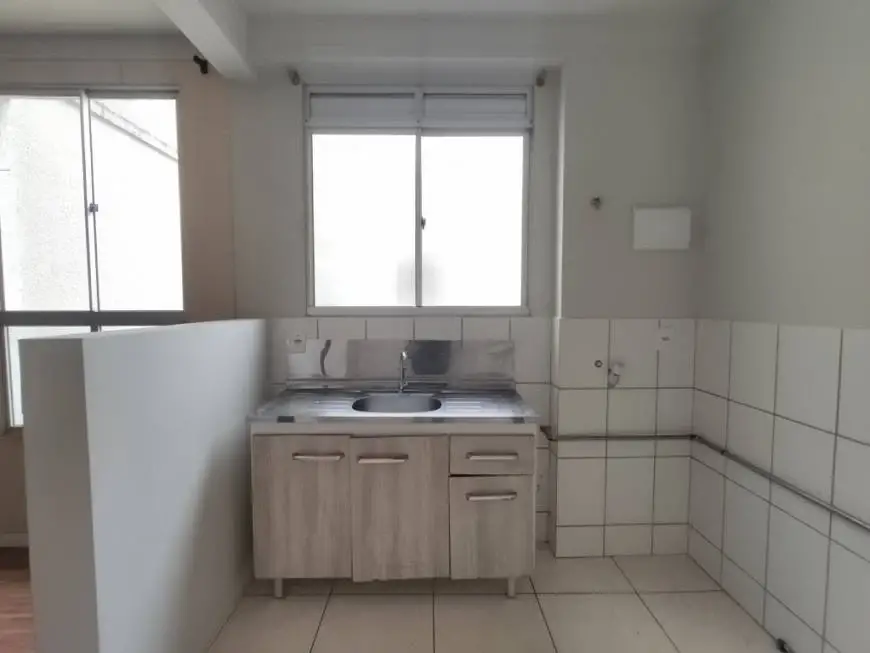 Foto 2 de Apartamento com 2 Quartos para alugar, 47m² em Vila Nova, Joinville