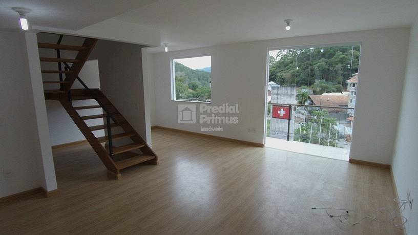 Foto 1 de Apartamento com 3 Quartos para alugar, 130m² em Catarcione, Nova Friburgo