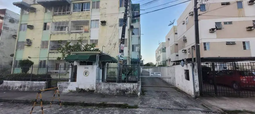 Foto 1 de Apartamento com 3 Quartos à venda, 80m² em Cordeiro, Recife