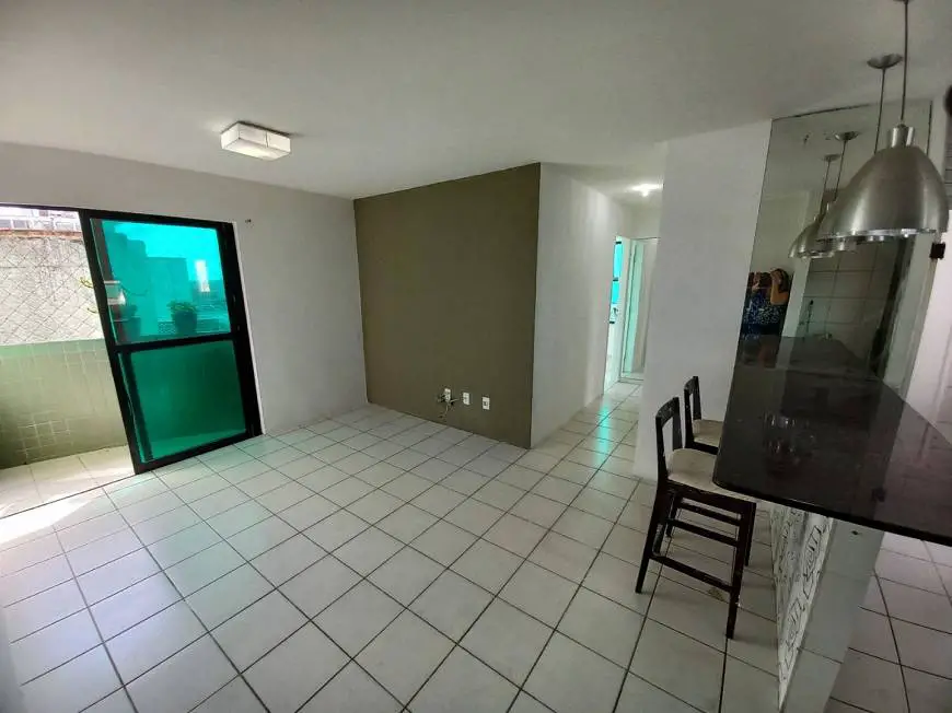 Foto 2 de Apartamento com 3 Quartos à venda, 65m² em Pina, Recife
