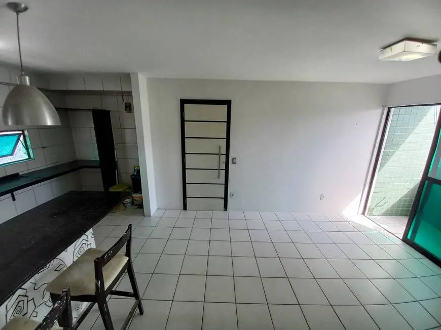 Foto 5 de Apartamento com 3 Quartos à venda, 65m² em Pina, Recife
