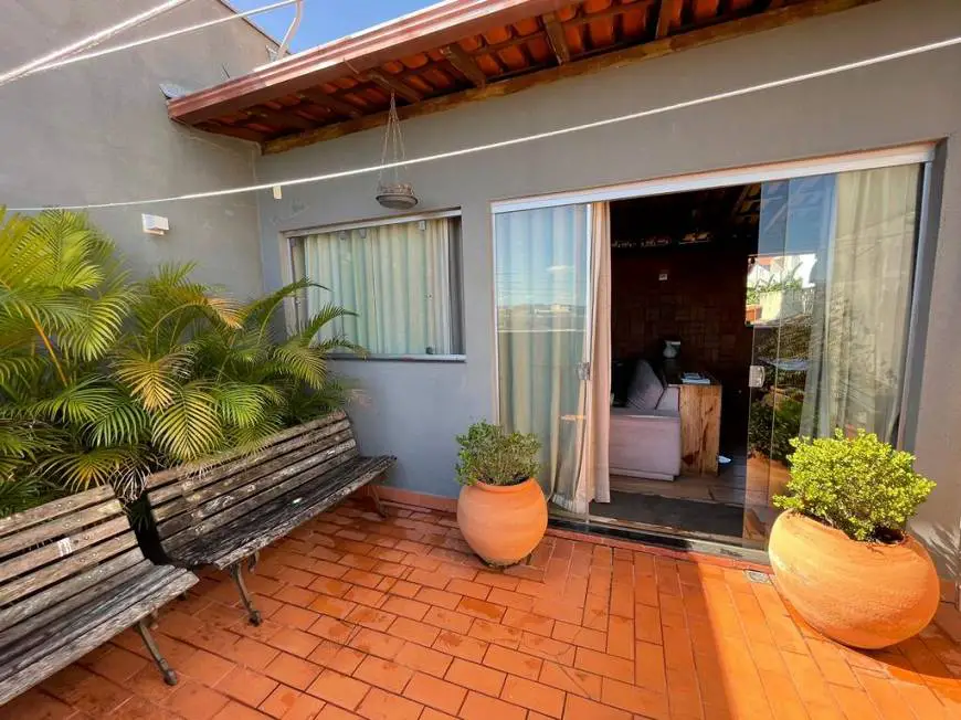Foto 1 de Apartamento com 3 Quartos à venda, 69m² em Vila Clóris, Belo Horizonte