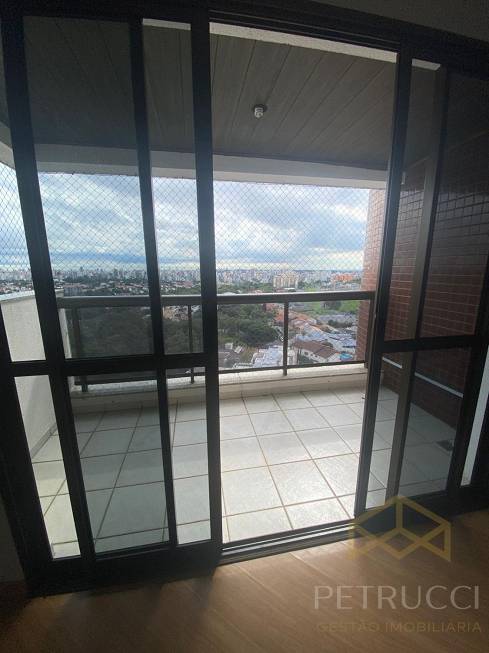 Foto 2 de Apartamento com 4 Quartos à venda, 137m² em Jardim das Paineiras, Campinas