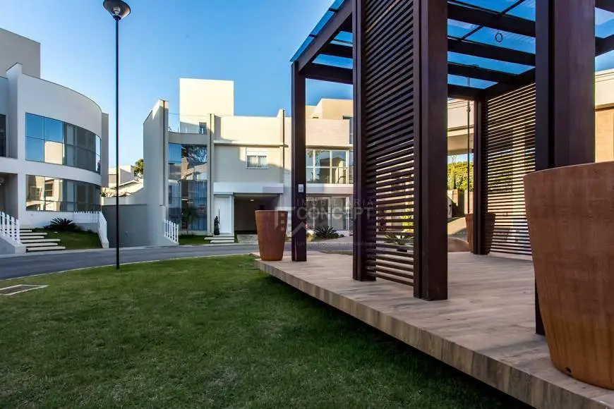 Foto 1 de Casa de Condomínio com 4 Quartos à venda, 282m² em Jardim Social, Curitiba