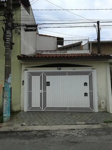 Foto 1 de Sobrado com 3 Quartos para alugar, 288m² em Vila Luzita, Santo André