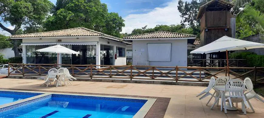 Foto 1 de Apartamento com 2 Quartos para alugar, 56m² em Boa Uniao Abrantes, Camaçari