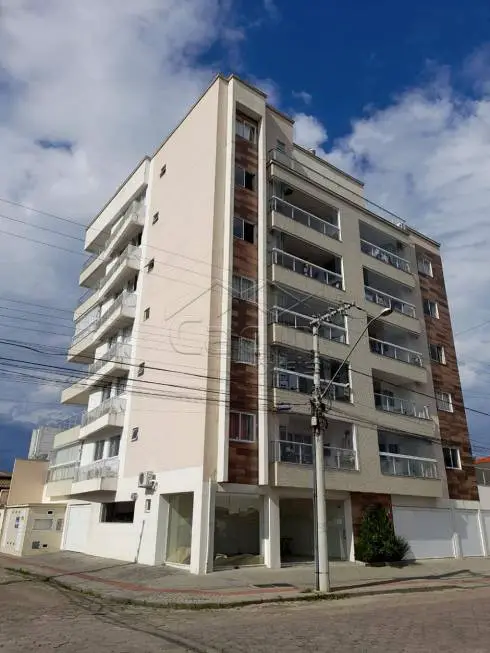 Foto 1 de Apartamento com 2 Quartos para alugar, 84m² em Gravata, Navegantes