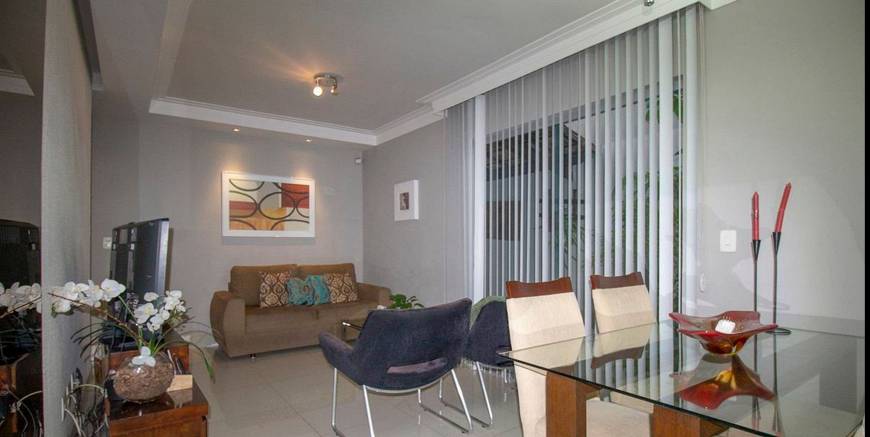 Foto 1 de Apartamento com 2 Quartos à venda, 136m² em Santo Antônio, Belo Horizonte