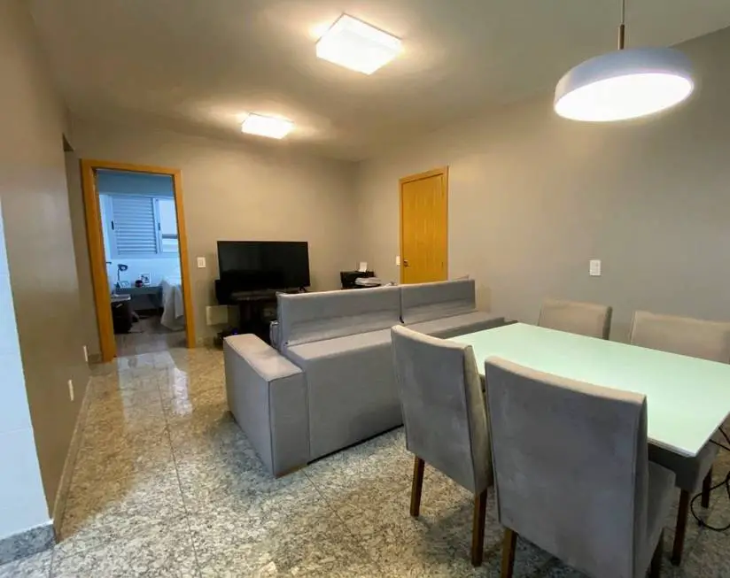 Foto 1 de Apartamento com 2 Quartos à venda, 62m² em Santo Antônio, Belo Horizonte