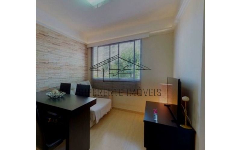 Foto 2 de Apartamento com 2 Quartos à venda, 50m² em Sé, São Paulo