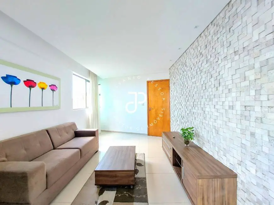 Foto 1 de Apartamento com 3 Quartos para alugar, 100m² em Madalena, Recife