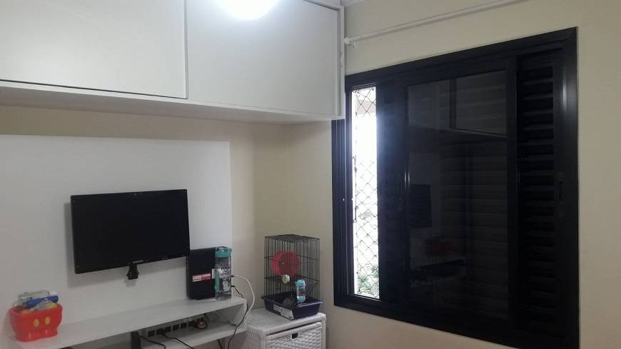 Foto 2 de Apartamento com 3 Quartos à venda, 92m² em Vila Bertioga, São Paulo