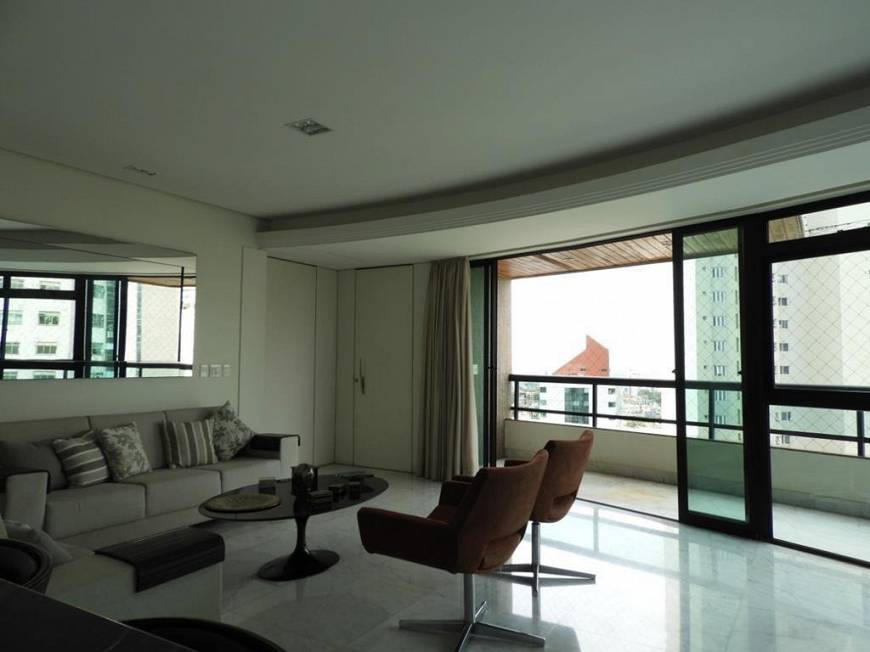 Foto 1 de Apartamento com 4 Quartos à venda, 192m² em Belvedere, Belo Horizonte