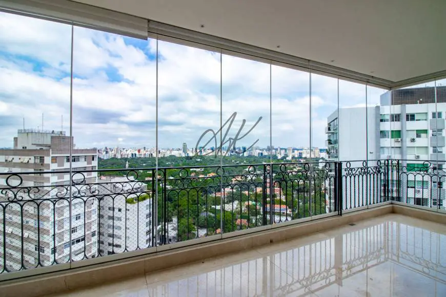 Foto 1 de Apartamento com 4 Quartos para venda ou aluguel, 351m² em Jardim América, São Paulo