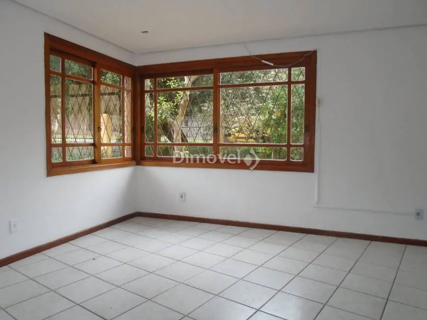 Foto 5 de Casa com 3 Quartos para alugar, 130m² em Cavalhada, Porto Alegre