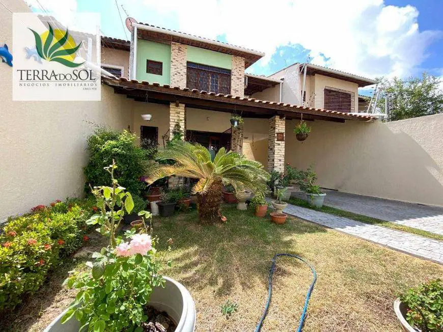 Foto 2 de Casa com 3 Quartos à venda, 200m² em Engenheiro Luciano Cavalcante, Fortaleza