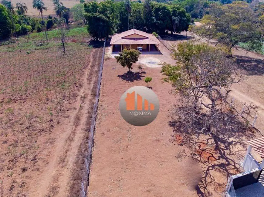 Foto 1 de Chácara com 3 Quartos à venda, 5500m² em Area Rural, Goianira