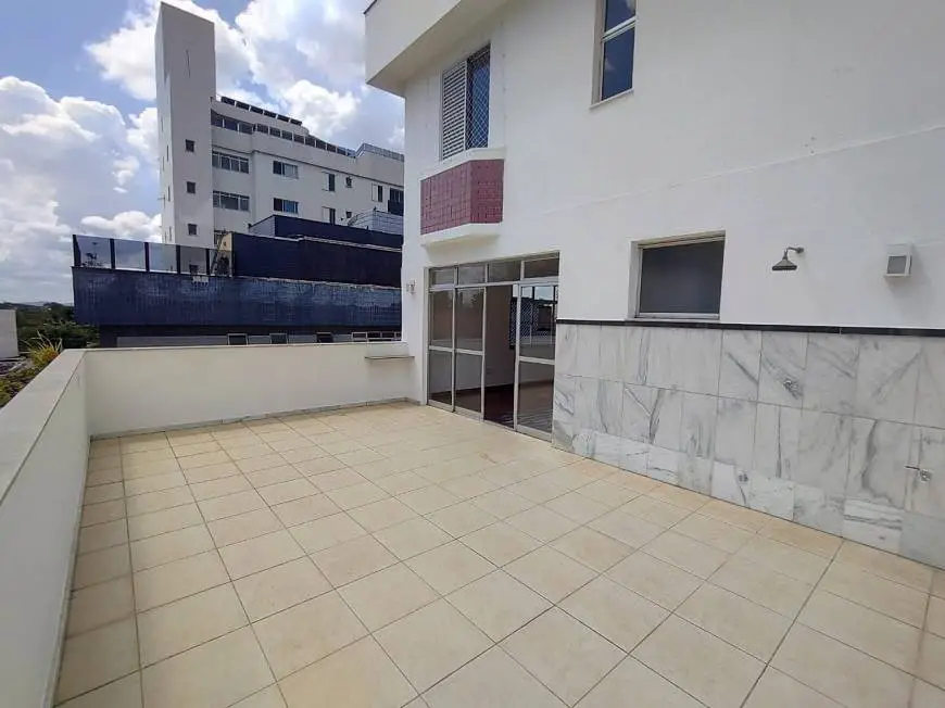 Foto 1 de Cobertura com 3 Quartos para alugar, 90m² em Ouro Preto, Belo Horizonte