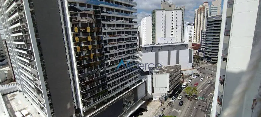Foto 2 de Apartamento com 1 Quarto para alugar, 50m² em Centro, Juiz de Fora