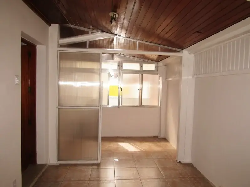 Foto 2 de Apartamento com 1 Quarto para alugar, 52m² em Independência, Porto Alegre