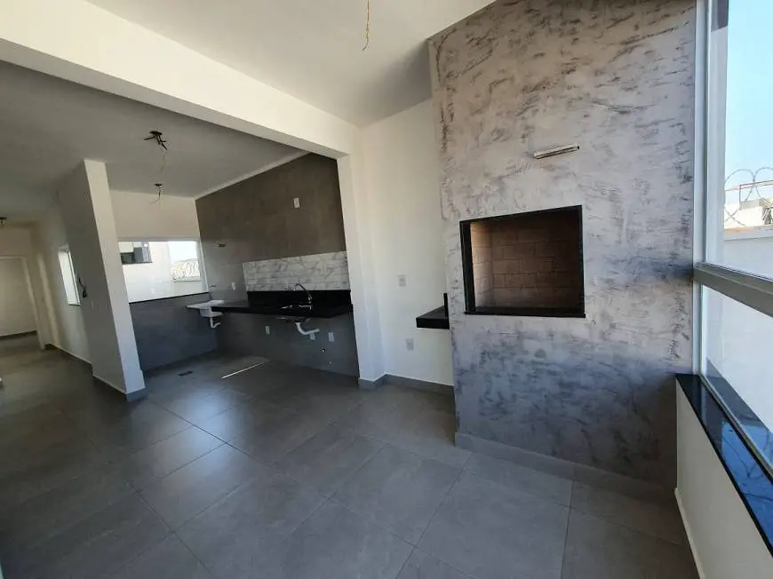 Foto 1 de Apartamento com 2 Quartos à venda, 63m² em Novo Mundo, Uberlândia