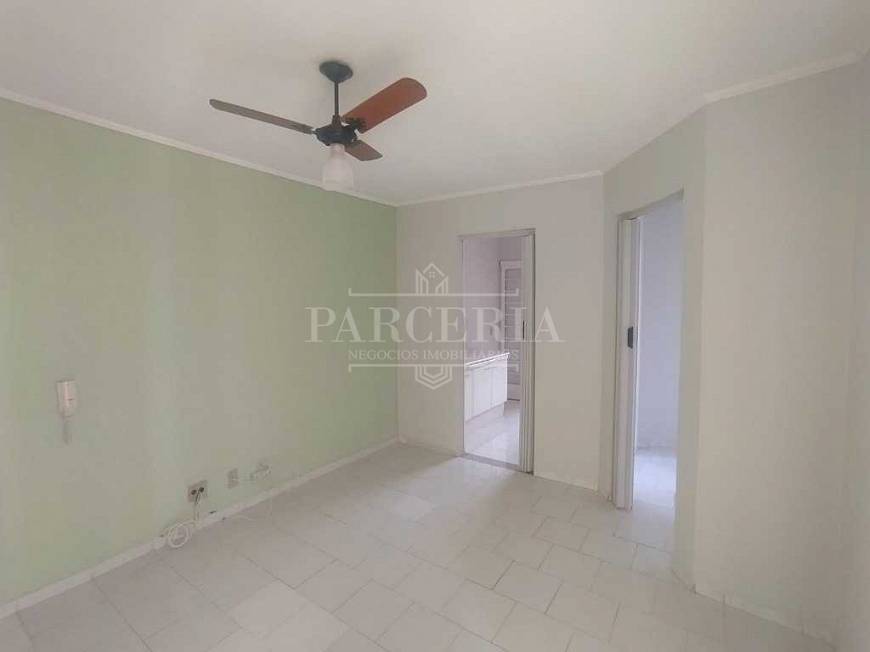 Foto 2 de Apartamento com 2 Quartos para alugar, 52m² em Novo Umuarama, Araçatuba